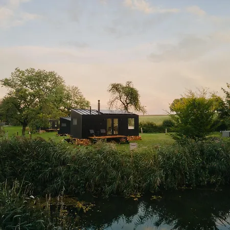 אכסניה Raus Tiny House Auf Dem Land Mit Hoftieren Und Sauna